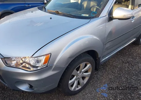 2010 Mitsubishi Outlander Gt z USA, uszkodzony, nr VIN JA4JT5AX8AZ012909